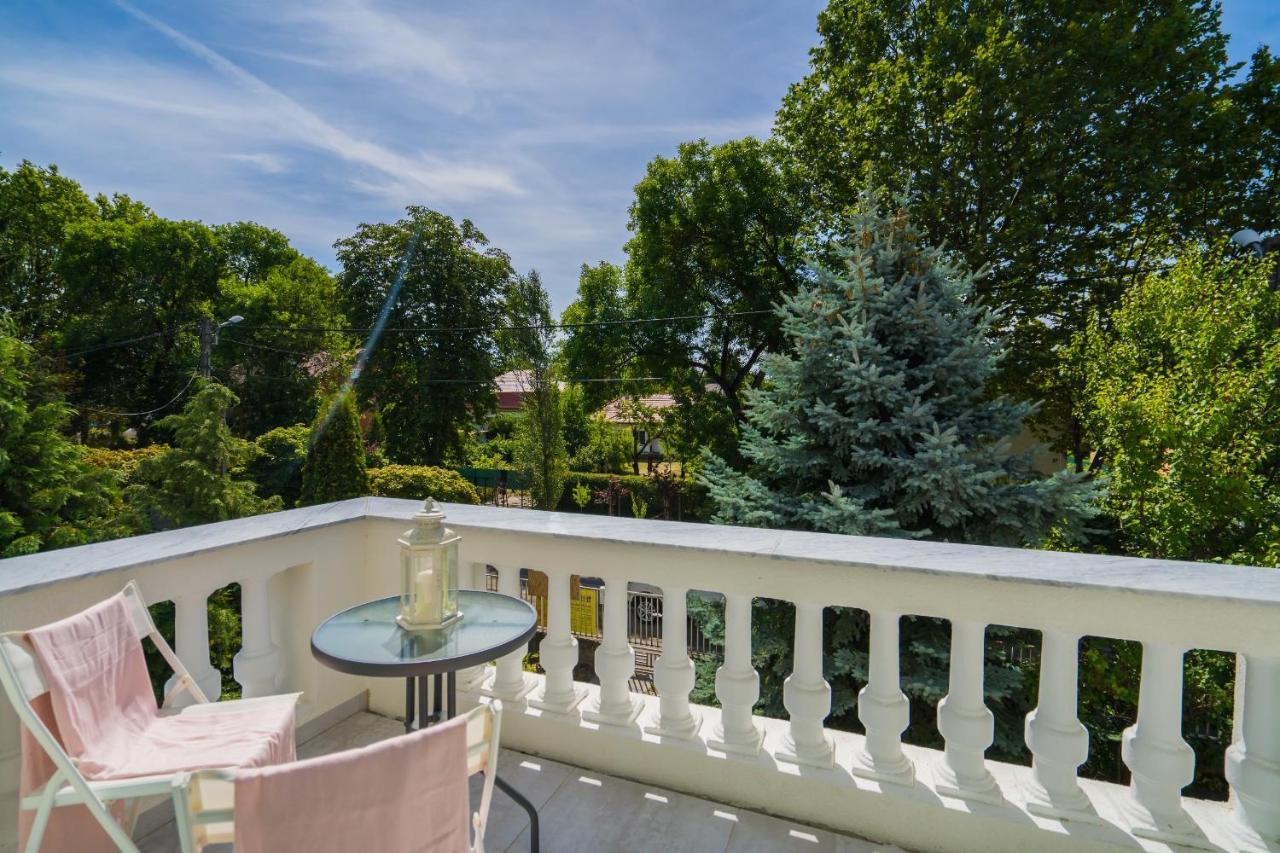 Harmony Boutique Villa Siofok Exterior photo